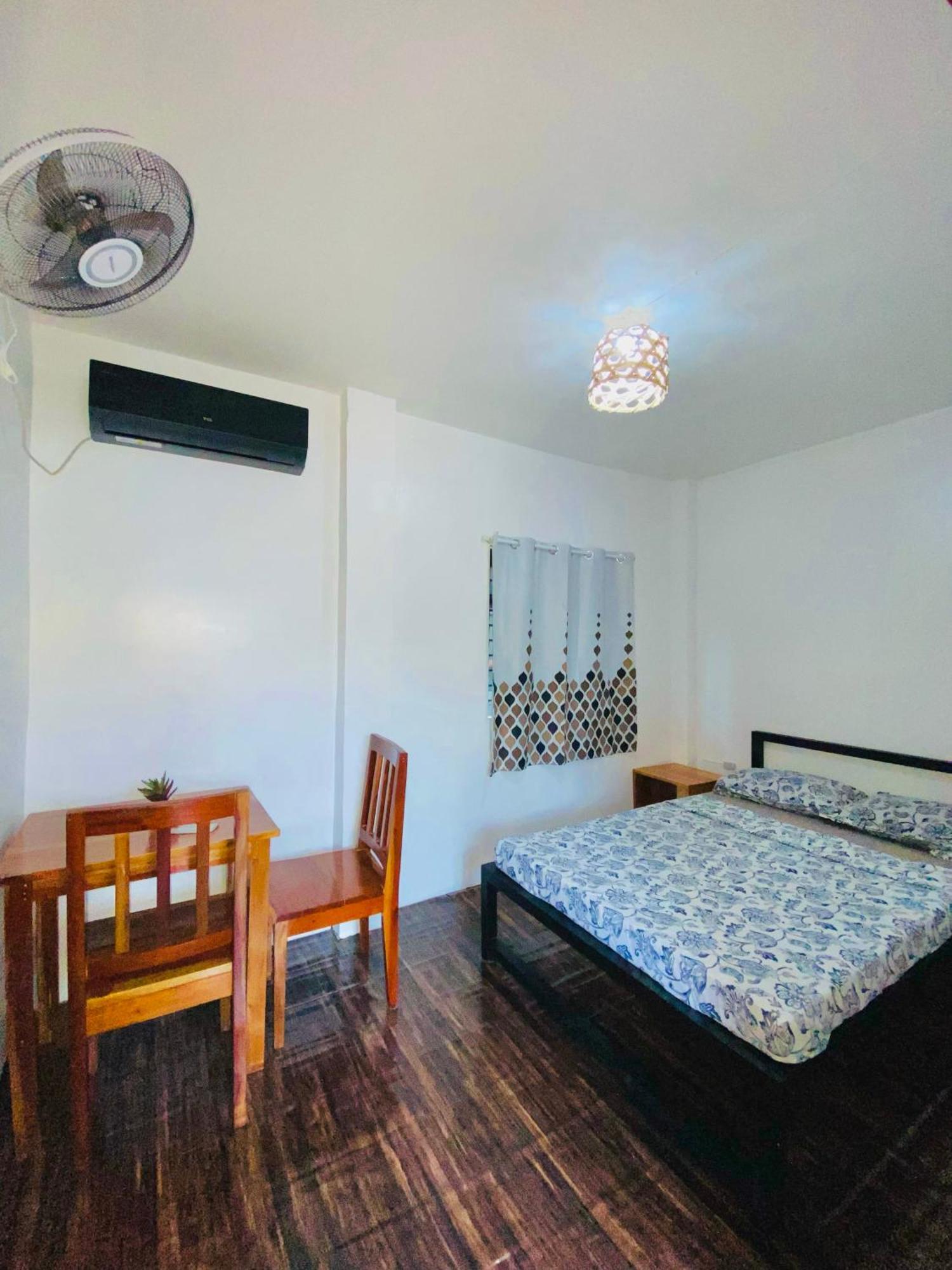 Ananas Guesthouse Moalboal Luaran gambar