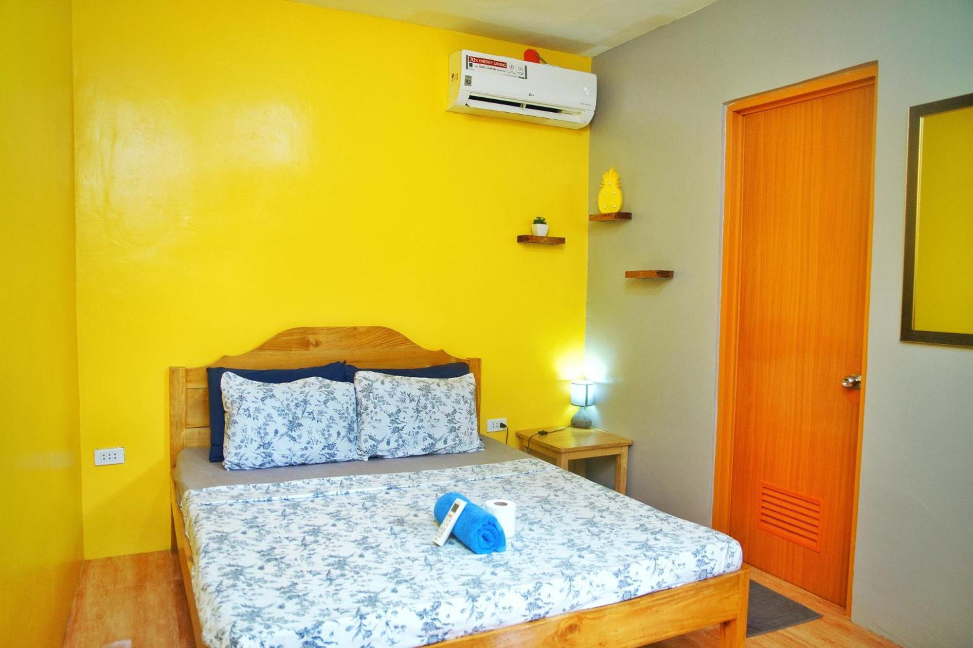Ananas Guesthouse Moalboal Luaran gambar