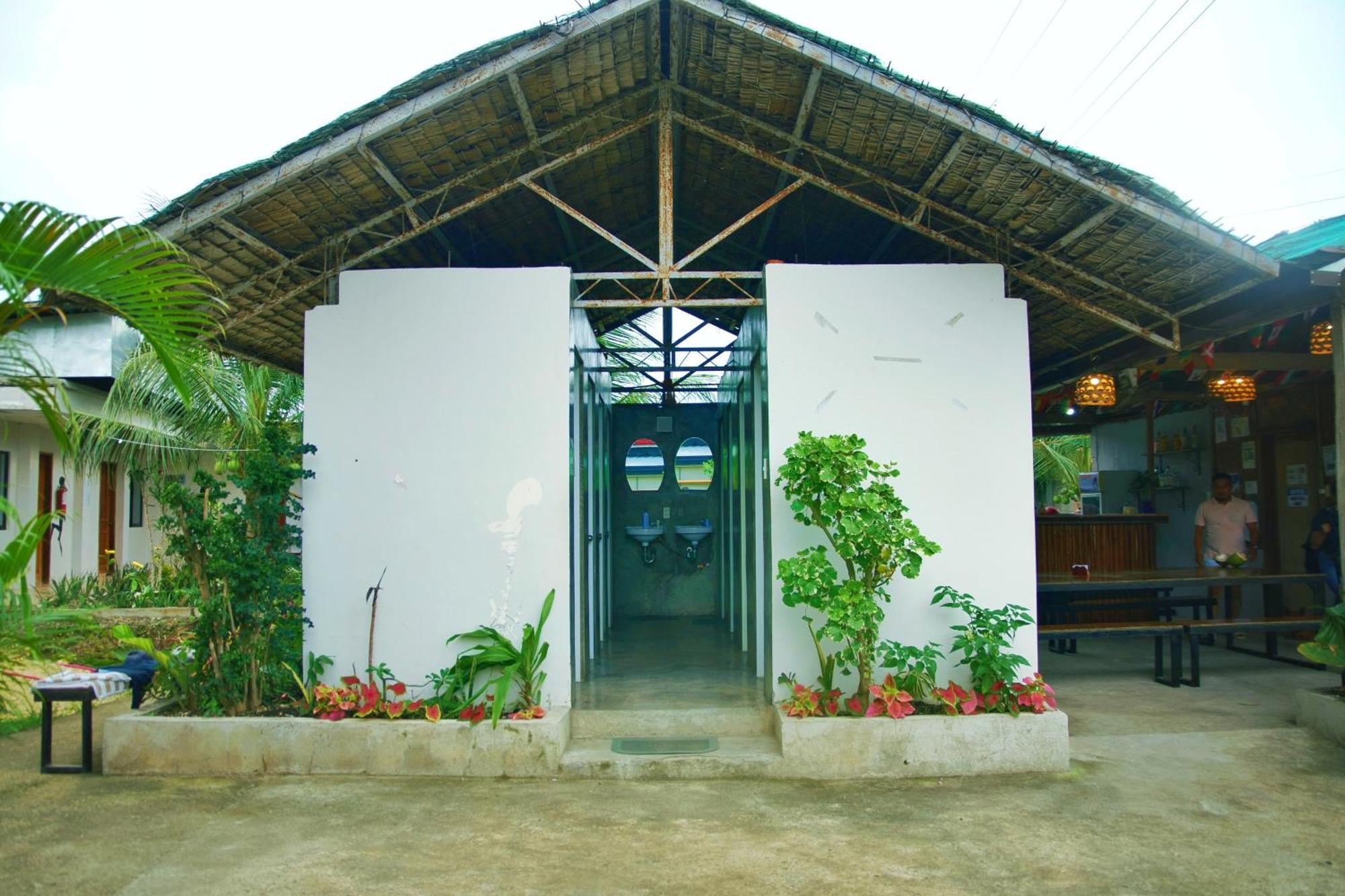 Ananas Guesthouse Moalboal Luaran gambar