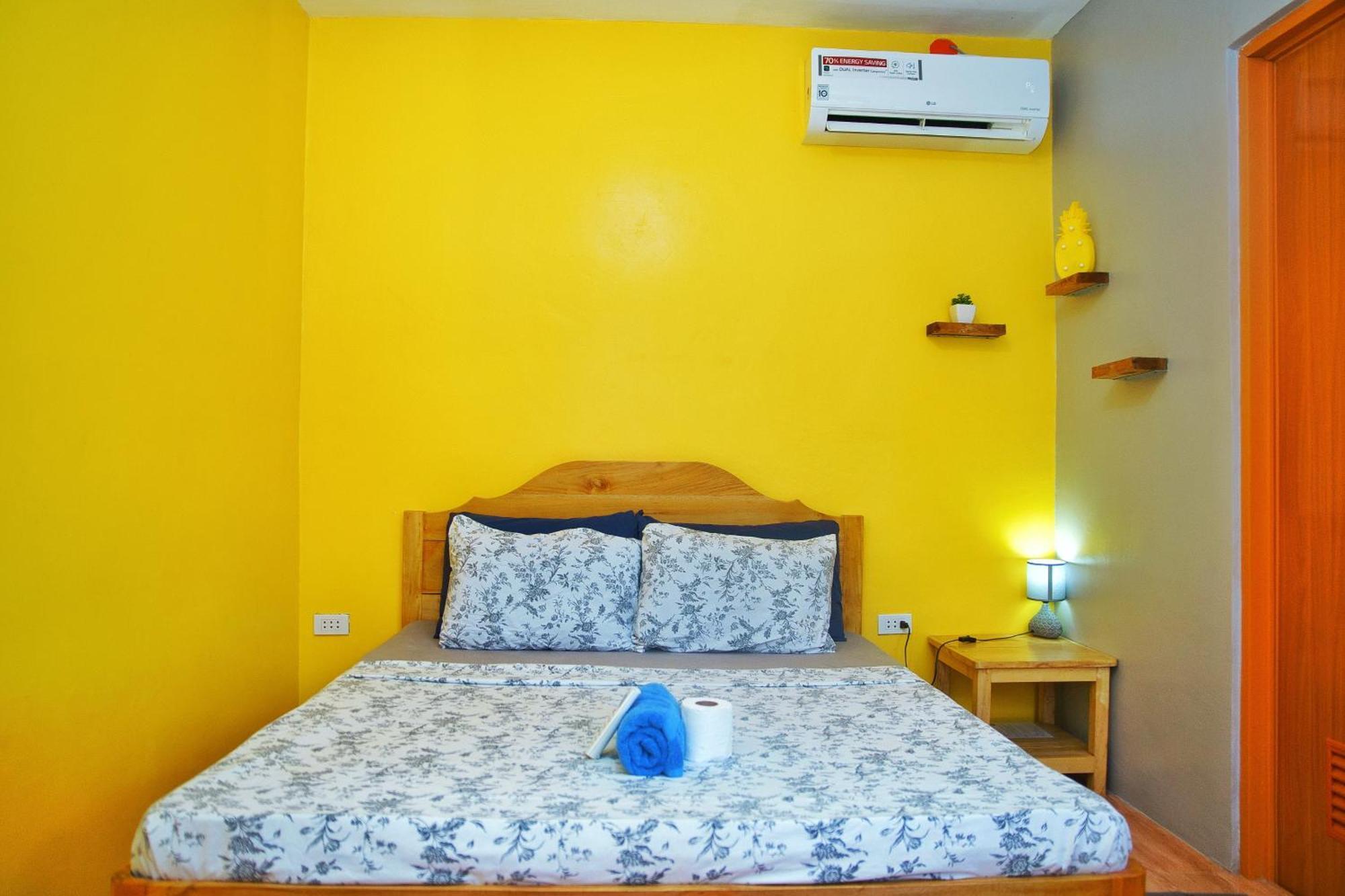 Ananas Guesthouse Moalboal Luaran gambar